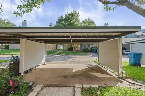 775 Worthshire Street Houston TX 77008