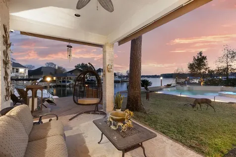 238 Wedgewood Drive Montgomery TX 77356