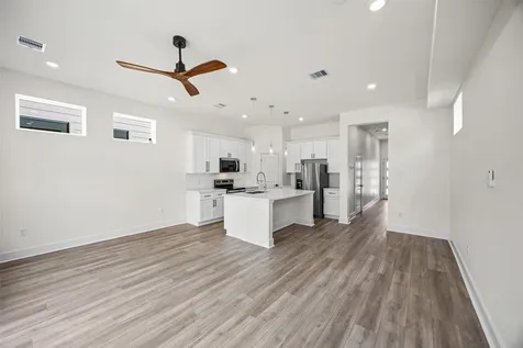 443 Hahlo Street Houston TX 77020