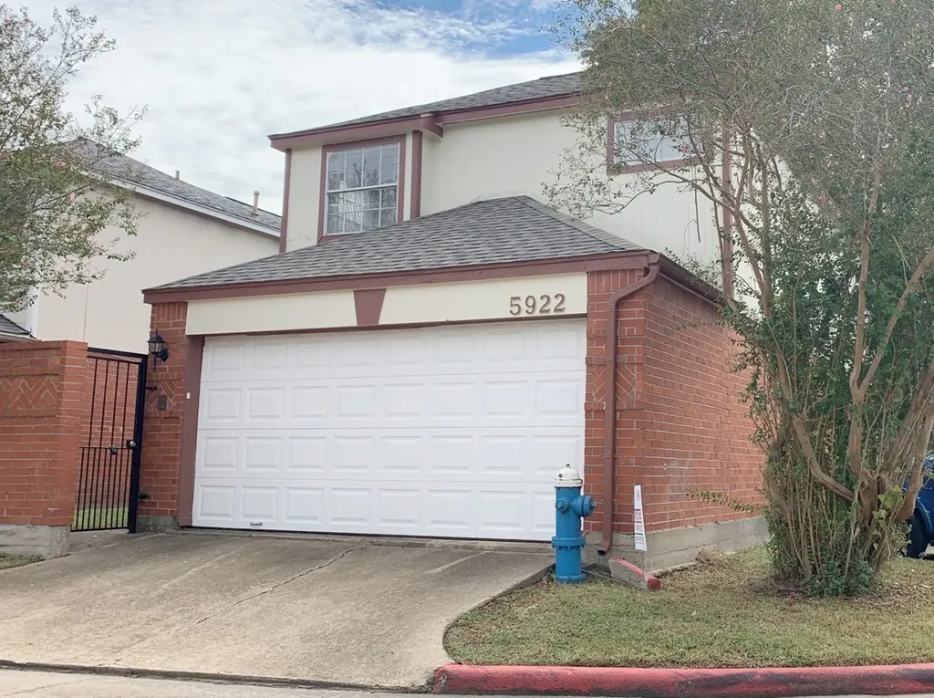 5922 Cinnamon Creek Circle Houston TX 77084