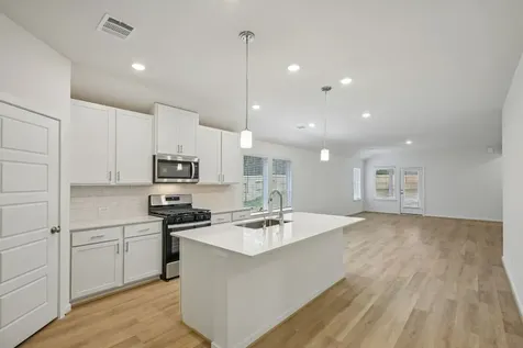 5120 Redbud Valley Drive Pearland TX 77584