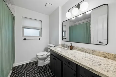 1814 Sea Queen Court Houston TX 77008