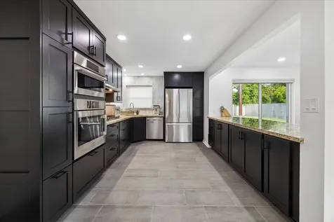 1814 Sea Queen Court Houston TX 77008