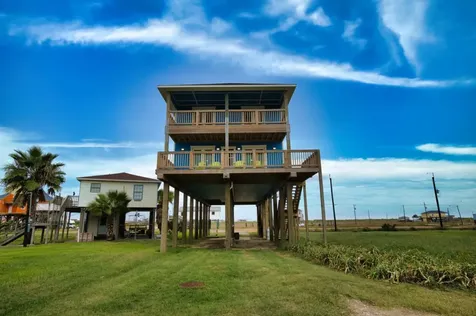 1120 Monument Drive Surfside Beach TX 77541