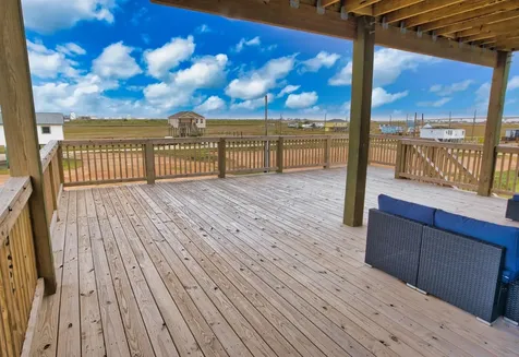 1120 Monument Drive Surfside Beach TX 77541