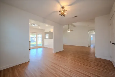 7622 Westbank Avenue Houston TX 77064
