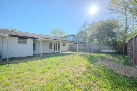 7622 Westbank Avenue Houston TX 77064