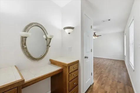 2564 Highland Park Drive Orange TX 77632