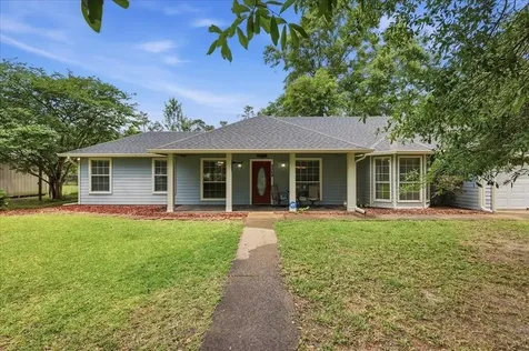 2564 Highland Park Drive Orange TX 77632