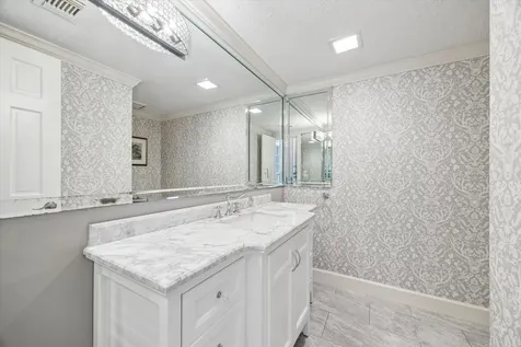 6227 Haskell Street Houston TX 77007