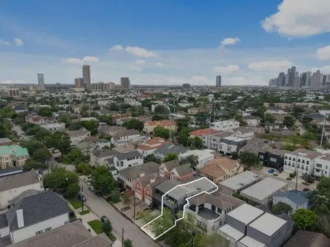 2117 Elmen Street B Houston TX 77019