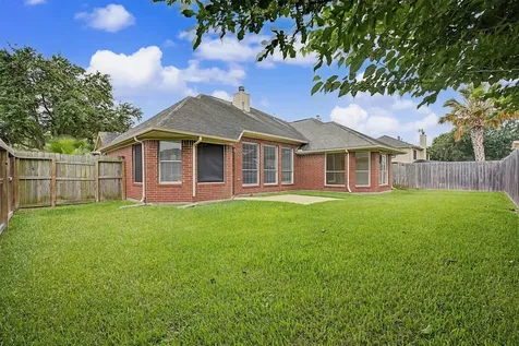 10943 Spruce Drive N La Porte TX 77571