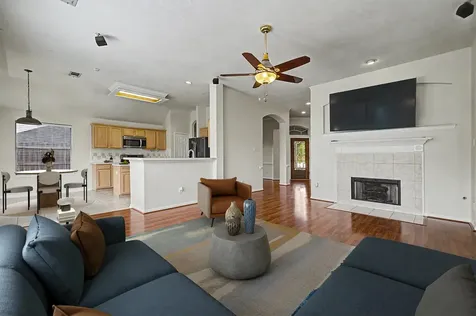 10943 Spruce Drive N La Porte TX 77571