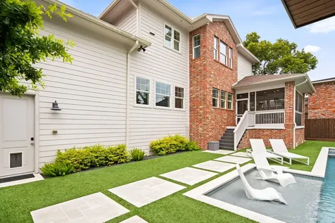 5039 Wigton Drive Houston TX 77096