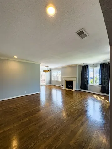 2222 Carnes Street Dallas TX 75208