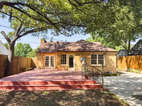 2222 Carnes Street Dallas TX 75208