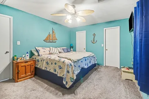 970 Wommack Drive S Crystal Beach TX 77650