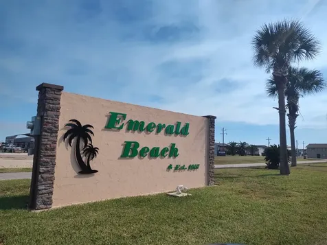 970 Wommack Drive S Crystal Beach TX 77650