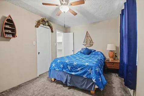 970 Wommack Drive S Crystal Beach TX 77650