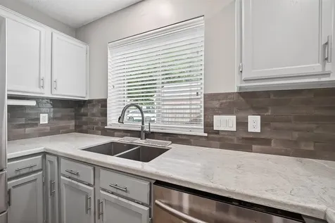 5209 Spring Circle Drive Pearland TX 77584