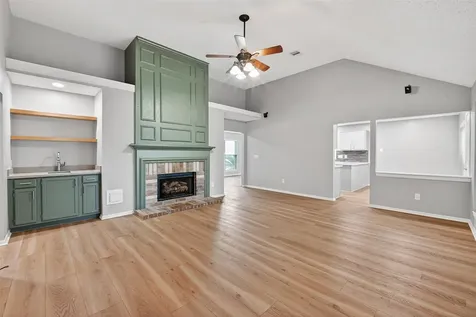 5209 Spring Circle Drive Pearland TX 77584