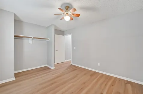 5209 Spring Circle Drive Pearland TX 77584