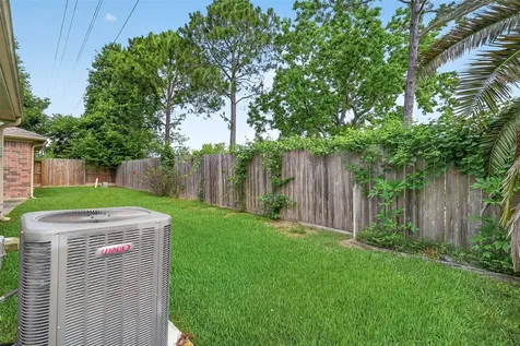 5209 Spring Circle Drive Pearland TX 77584