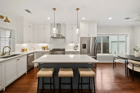 6510 Community Drive Houston TX 77005