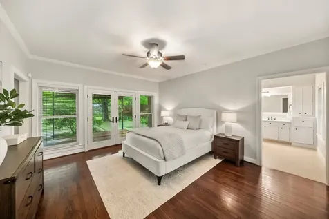 6510 Community Drive Houston TX 77005