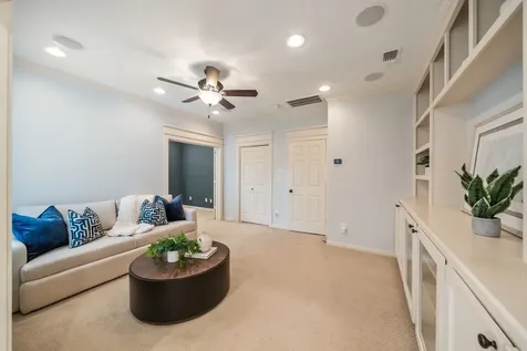 6510 Community Drive Houston TX 77005