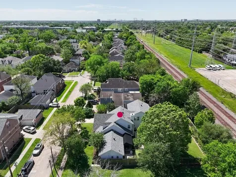6510 Community Drive Houston TX 77005