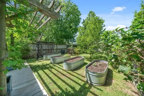 6510 Community Drive Houston TX 77005