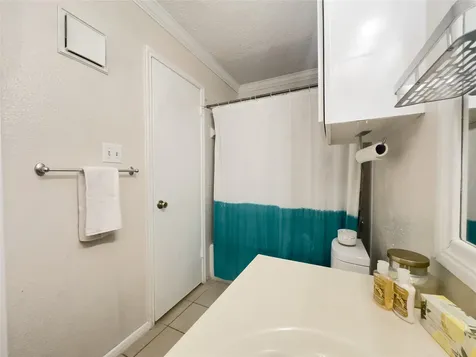2121 Hepburn Street 1110 Houston TX 77054