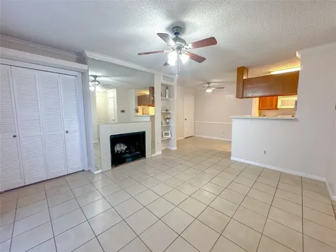 2121 Hepburn Street 1110 Houston TX 77054