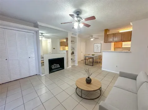 2121 Hepburn Street 1110 Houston TX 77054