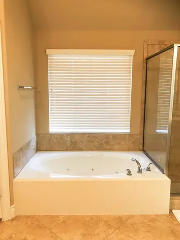 13804 Lakewater Drive Pearland TX 77584