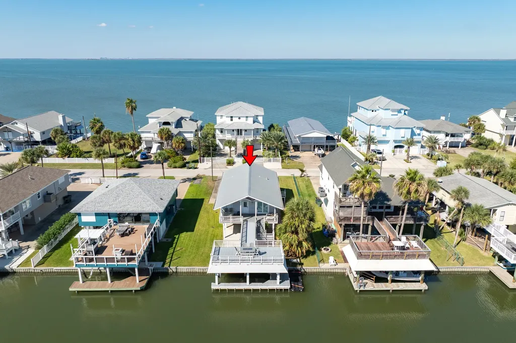 21911 Guadalupe Drive Galveston TX 77554