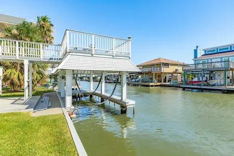 21911 Guadalupe Drive Galveston TX 77554