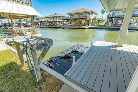 21911 Guadalupe Drive Galveston TX 77554
