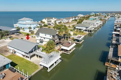 21911 Guadalupe Drive Galveston TX 77554
