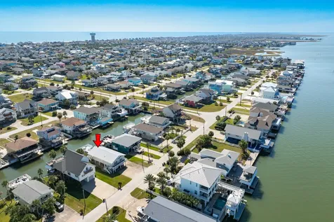 21911 Guadalupe Drive Galveston TX 77554