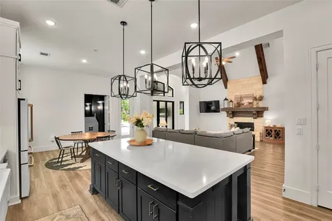 319 S Opulent Drive Montgomery TX 77316