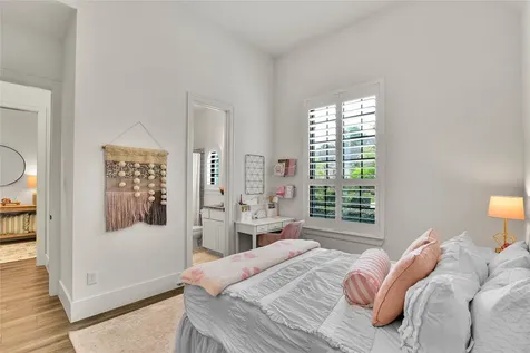 319 S Opulent Drive Montgomery TX 77316