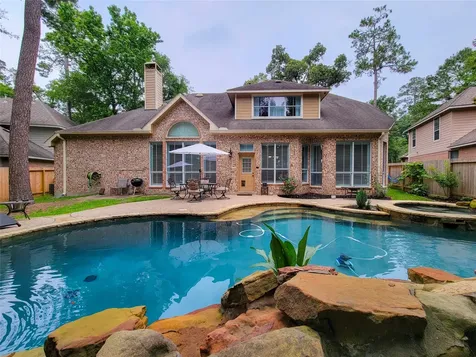 78 N Bluff Creek Circle The Woodlands TX 77382
