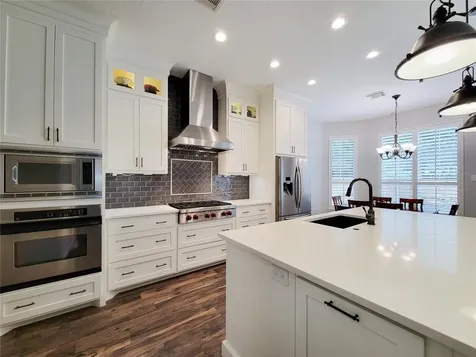 78 N Bluff Creek Circle The Woodlands TX 77382