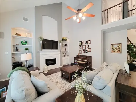 78 N Bluff Creek Circle The Woodlands TX 77382