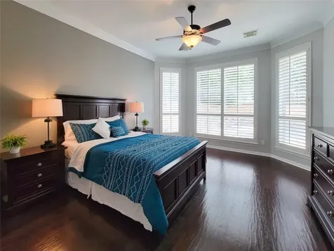 78 N Bluff Creek Circle The Woodlands TX 77382