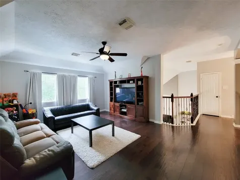 78 N Bluff Creek Circle The Woodlands TX 77382