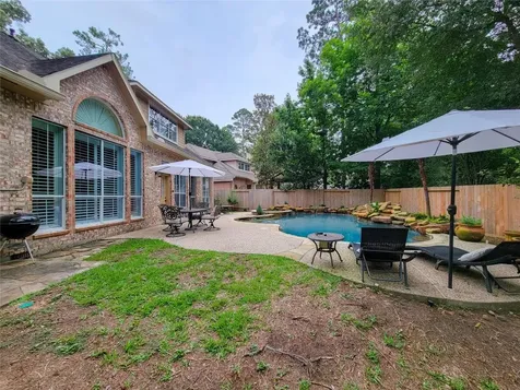 78 N Bluff Creek Circle The Woodlands TX 77382