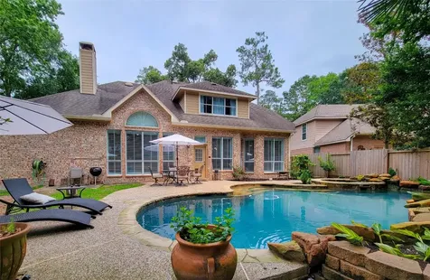 78 N Bluff Creek Circle The Woodlands TX 77382